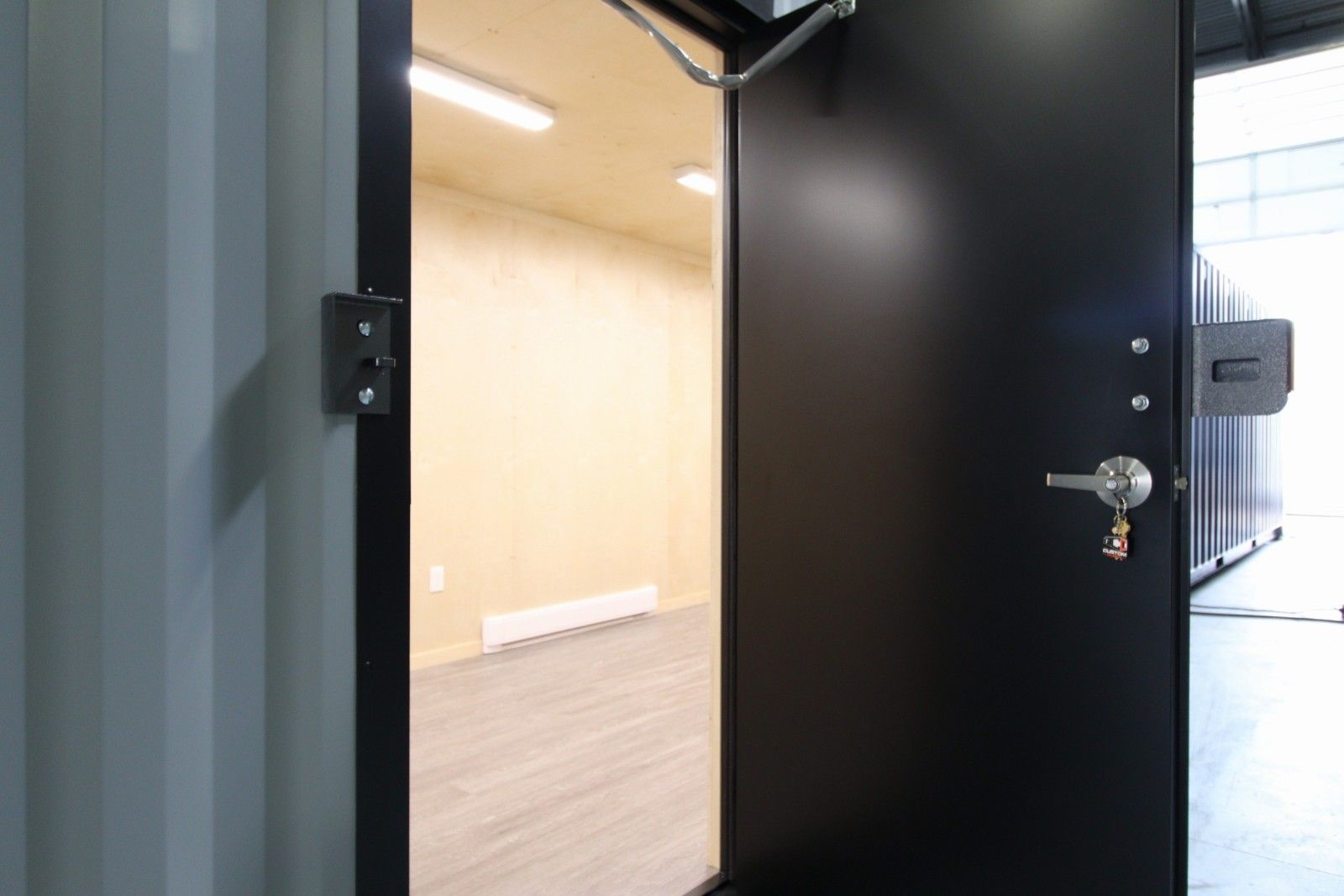 40&rsquo; Office CUBE &ndash; Wood Finished - Container Holdings Pty Ltd