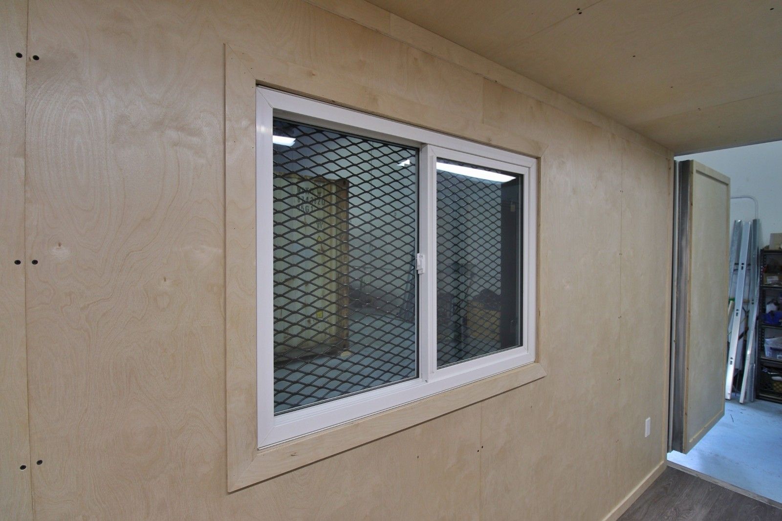 40&rsquo; Office CUBE &ndash; Wood Finished - Container Holdings Pty Ltd