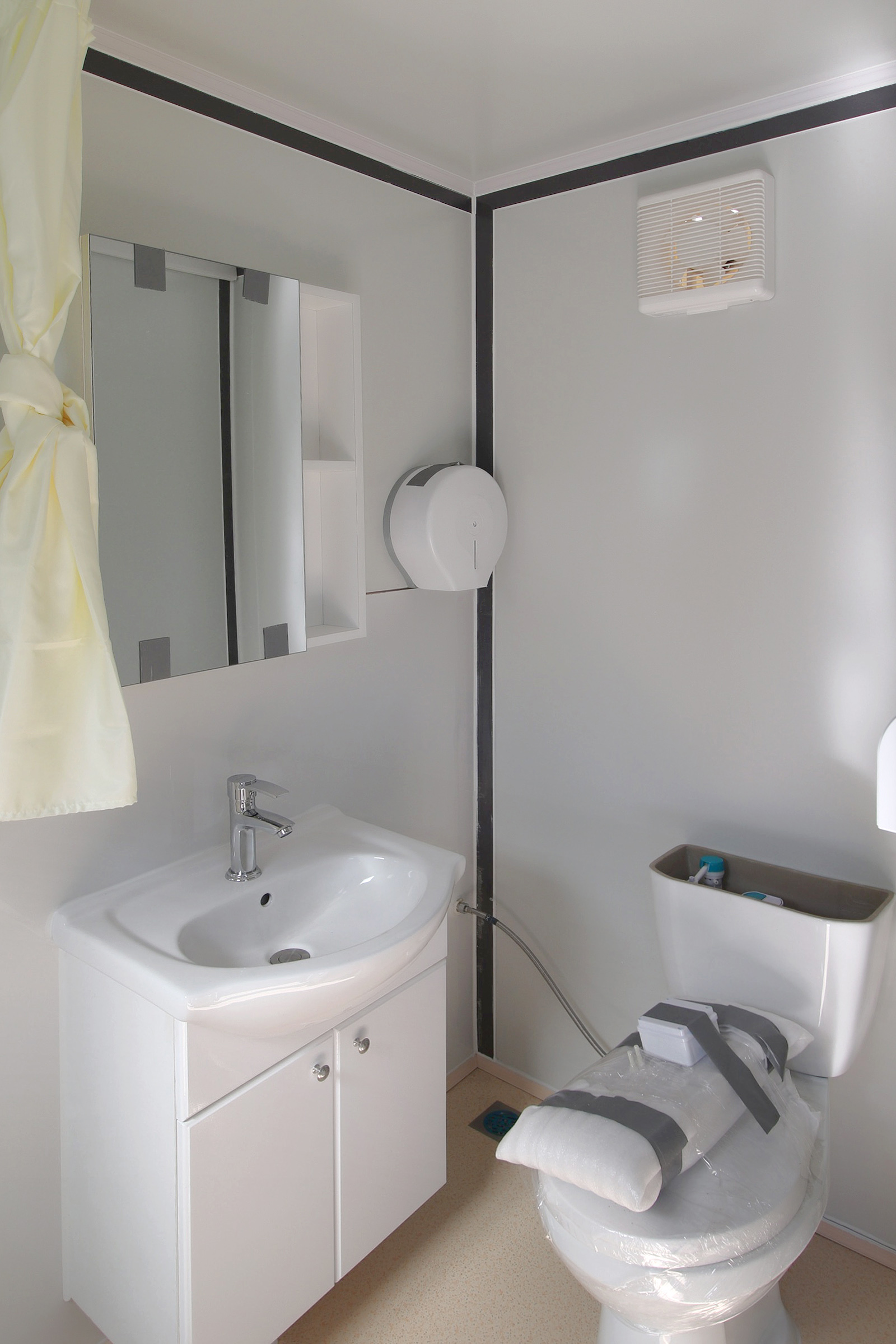 M&B | Modular Housing Pod - Container Holdings Pty Ltd