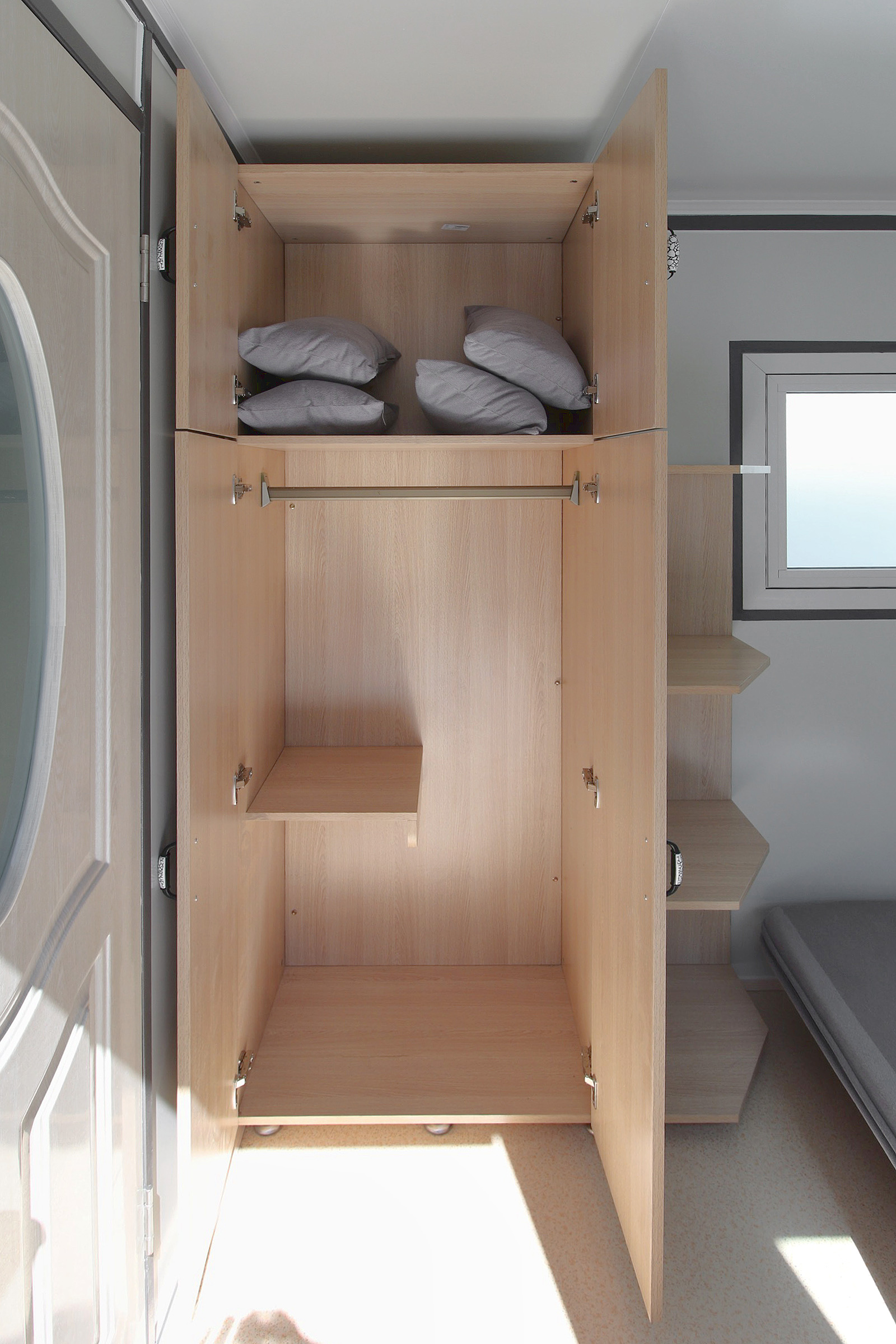 M&B | Modular Housing Pod - Container Holdings Pty Ltd