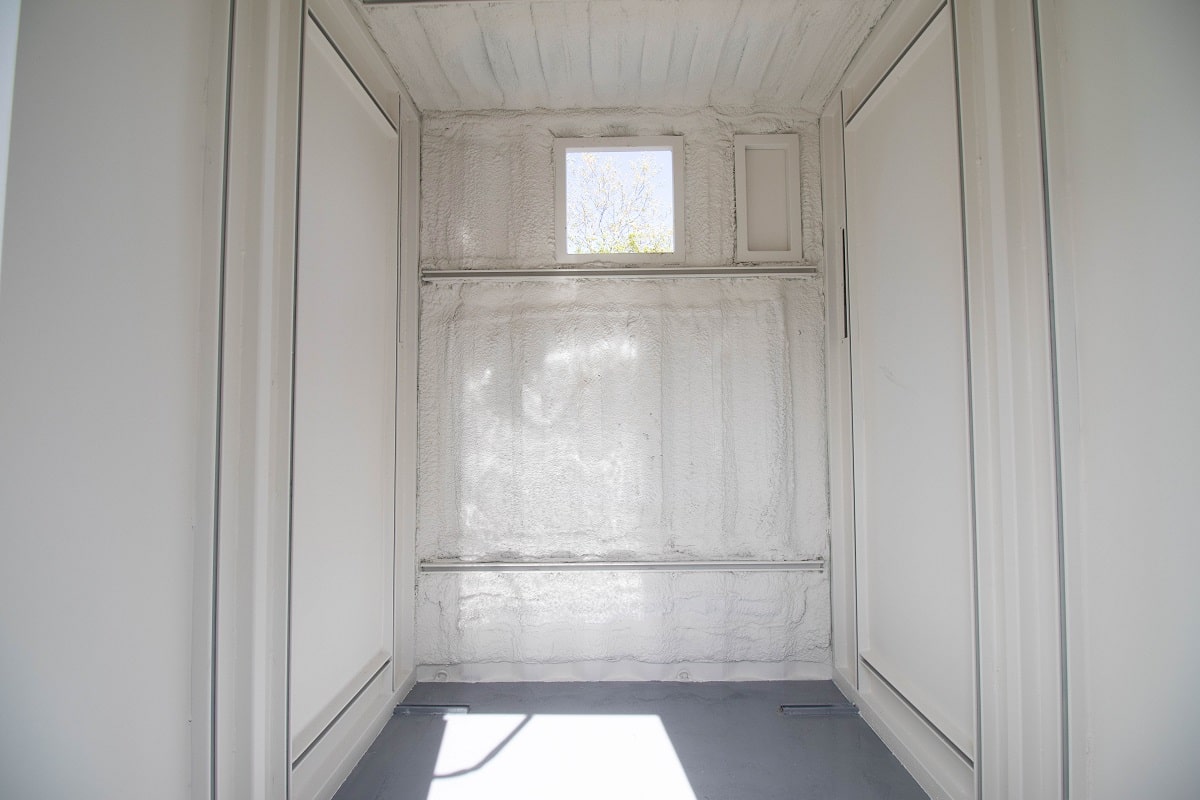 40&rsquo; Custom Mechanical Enclosure - Container Holdings Pty Ltd