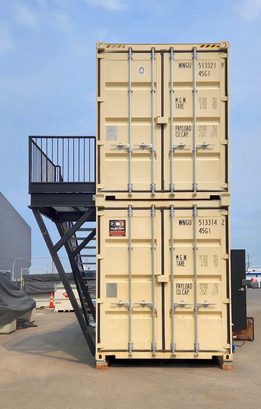 40&rsquo;HC VIP Area with Patio for the Oilers - Container Holdings Pty Ltd